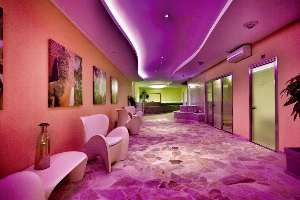 Lu' Hotel Карбония Екстериор снимка
