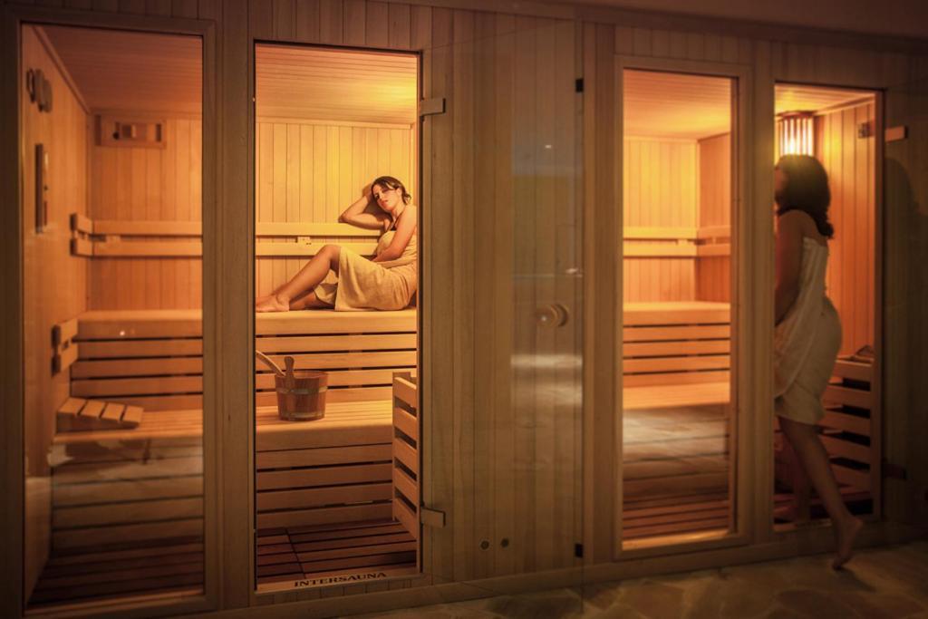 Lu' Hotel Карбония Екстериор снимка