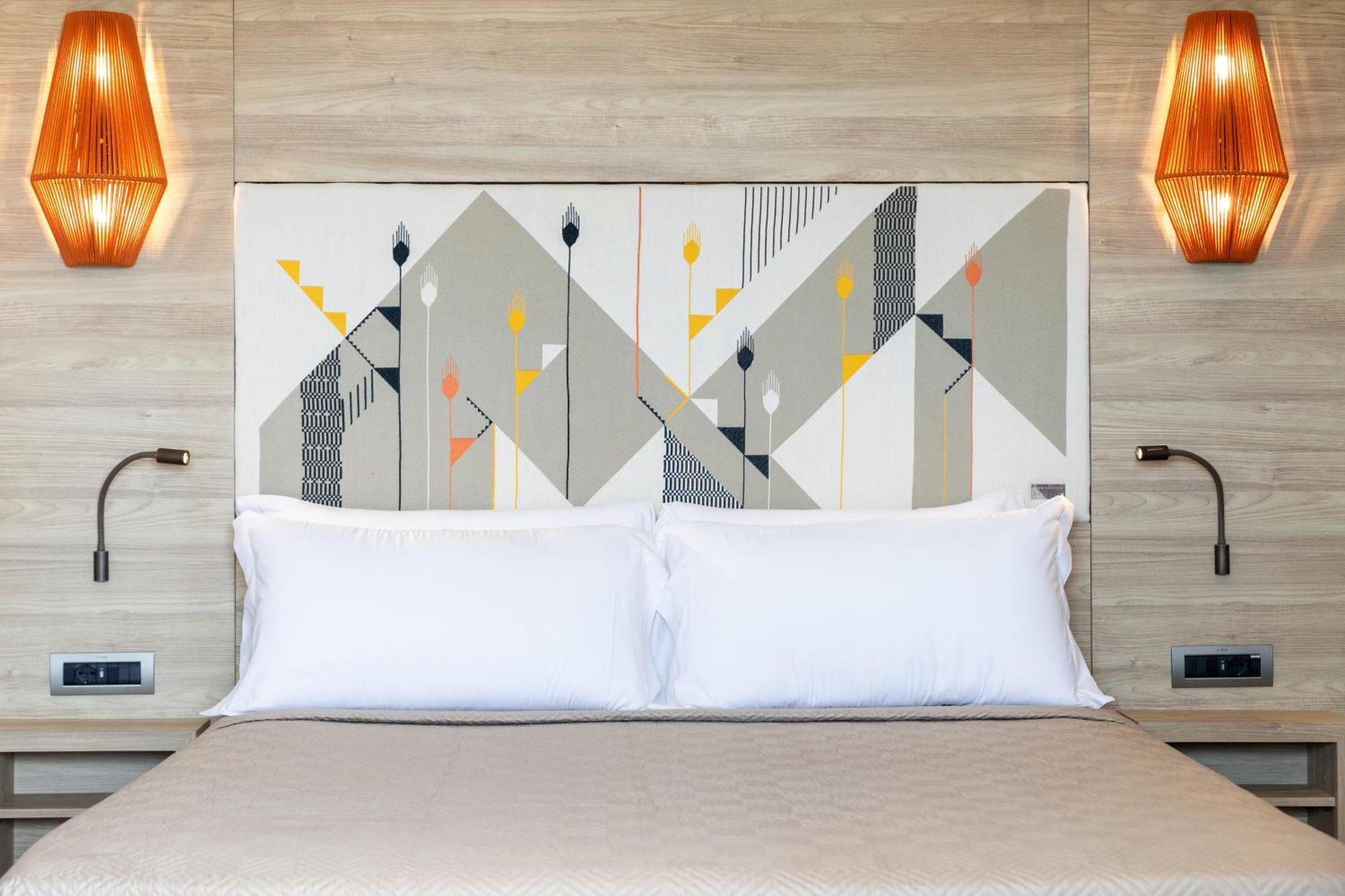 Lu' Hotel Карбония Екстериор снимка